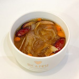Concentrated Freshly Cooked Bird Nest With Red Dates, Wolfberries And Pandan 鲜炖浓缩燕窝（红枣，枸杞，香兰叶）